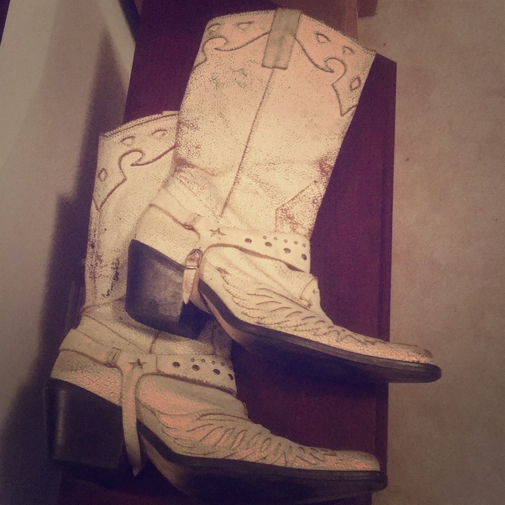 Faded White Vintage Style Leather Boots Size 7 1/2